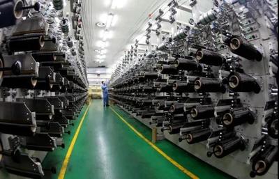 傅向升 啟動“雙循環”加速鍵，推動塑料制品銷售新突破